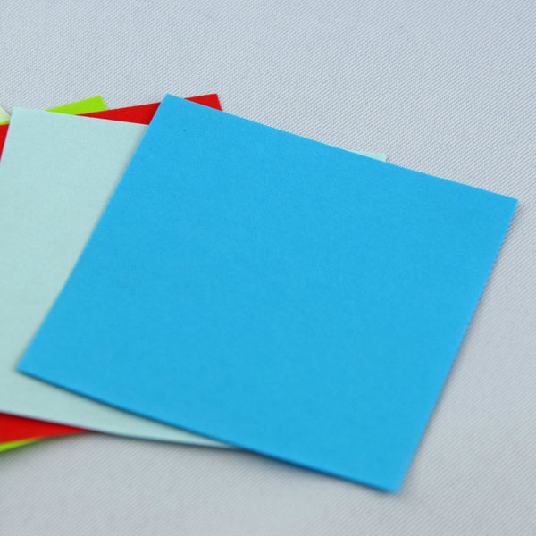 Bastelmaterial für Origami Stern (7 cm Papier )
